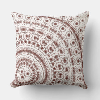 Elegant röd blomster Mandala-mönster Kudde
