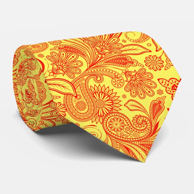 Elegant röd paisley på anpassad gul bakgrund slips (Rullad)