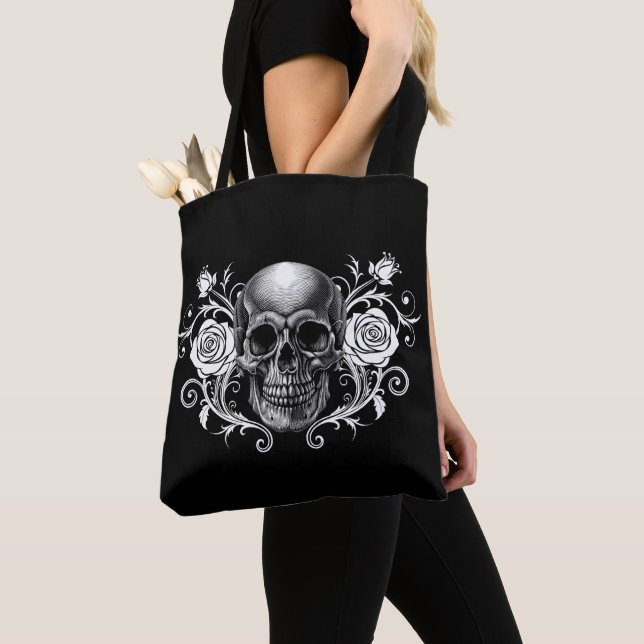 Elegant, Romantic Goth Tygkasse (Närbild)