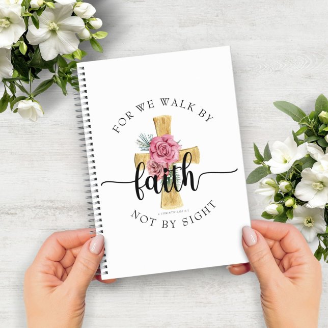 Elegant rosa blomkors  anteckningsbok (Elegant Pink Floral Cross Notebook)