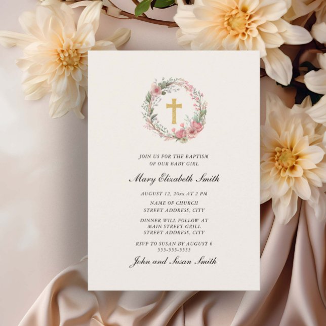 Elegant Rosa Blommig Dop för Babyflicka  Inbjudningar (Elegant floral wreath and cross cream-colored baptism invitation)