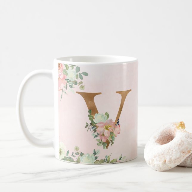 Elegant Rosa Blommigt Monogram V Kaffe Mugg (Med munk)