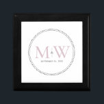 Elegant  Rosa Gift box för Bröllop i Monogram Minnesask<br><div class="desc">Elegant  Rosa Monogram med Black Milgrain gräns. Den prickade gräns påminner om milkorn,  som är en smyckesformad teknik som ofta används för förlovning och bröllop ringar. Mjölkornet gräns lägger både ett modernt och elegant stil till denna monogrammade keepsaklåda.</div>