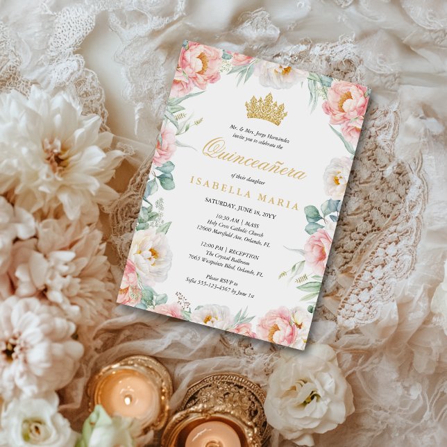 Elegant Rosa & Guld Blommigt Quinceañera Inbjudningar (The Blush Blossom Quince collection features soft rosy pink florals and gold script)