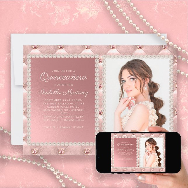 Elegant Rosa Satin Pearls Jewels Photo Quinceañera Inbjudningar (Skapare uppladdad)