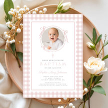 Elegant rosablommig rutig fotoflicka dop