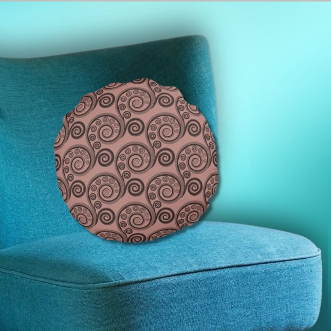 Elegant Rosy-Brown Fern Löv Round Pillow Rund Kudde (Rosy Brown Curl Pattern)
