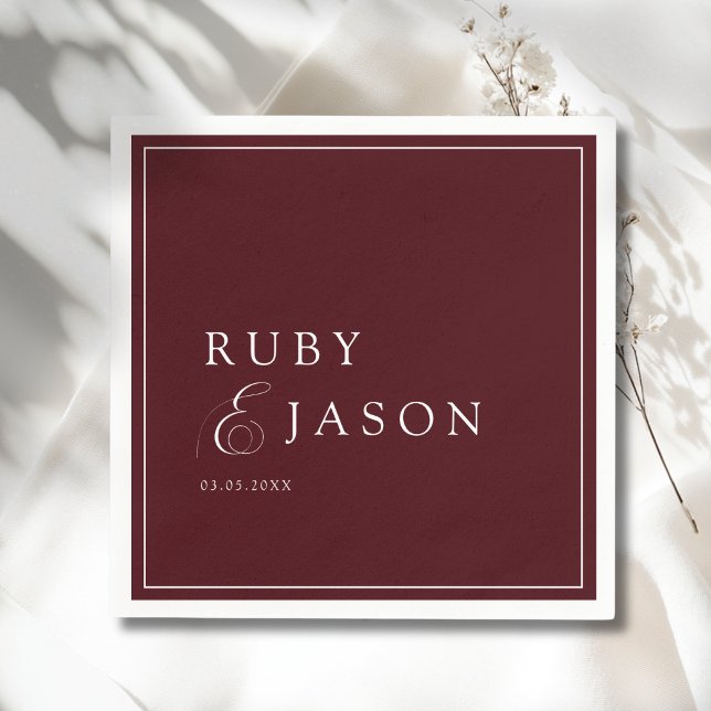 Elegant Royal Burgunder & Vit Script Bröllop Pappersservett (Elegant Royal Burgundy & White Script Ampersand Custom Wedding Napkins)