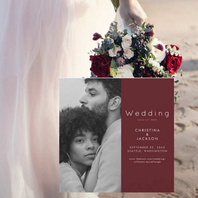 Elegant Ruby Red Couple Photo Save Date Magnetisk Inbjudningskort (Skapare uppladdad)
