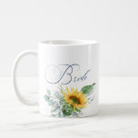 Elegant Rustic Bride Solros Eucalyptus Blommigt Kaffemugg<br><div class="desc">Elegant Rustic Bride Solros Eucalyptus Bröllop Coffee Mugg Varje brudens sida behöver kaffe! Behandla din stam till den här eleganten,  rustik solros mugg och få dem att känna extra speciellt. Bilder/grafik på ReachDreams.etsy.com</div>