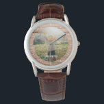 Elegant Rustic Wood Custom Name Photo Armbandsur<br><div class="desc">Perfekt är bara en gåva till morföräldrar! Den här roliga,  moderna klockan har ett favoritfoto tillsammans med personligen namn på en mellanbrun träpanelbakgrund.</div>