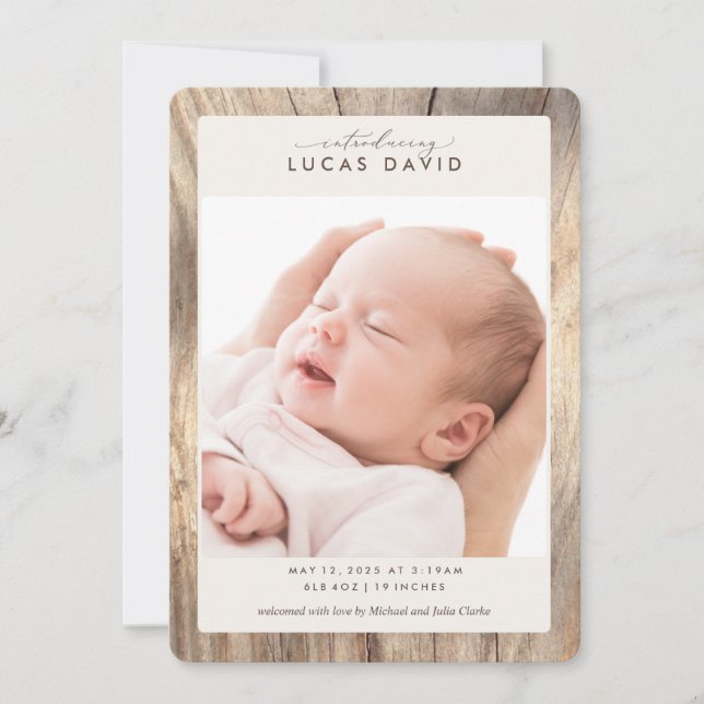 Elegant Rustic Woodgrain Photo Birth Notice Inbjudningar (Framsida)