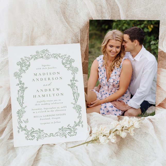 Elegant Sage Green Victorian Floral Photo Wedding Inbjudningar (Skapare uppladdad)