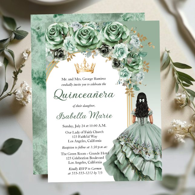 Elegant Sage Grönt Blommigt Ro Quinceañera Party Inbjudningar (Elegant Sage Green Rose Floral Princess-Theme Brunette Dk Haired Quinceañera Invitation)