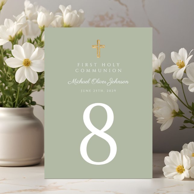 Elegant Sage Grönt Kor Boy First Communion Bordsnummer (Elegant Sage Green Cross Boy First Communion Table Number)