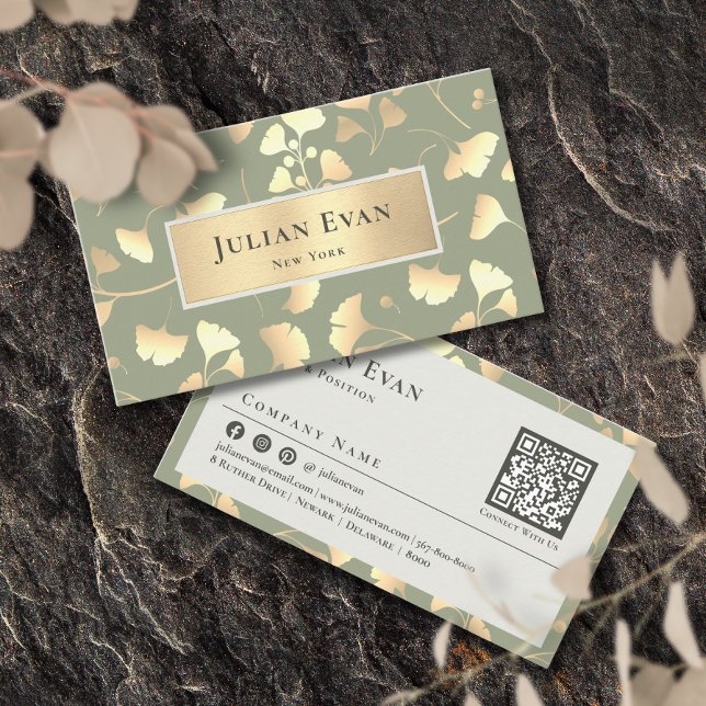 Elegant sagegrön blank ginkgo guldlövbladverk visitkort (Elegant Sage Green Shiny Ginkgo Gold Leaf Foliage Business Card)