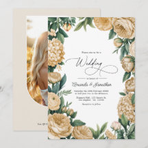 Elegant sagegrön och sandstensfärgad blomsterbröll