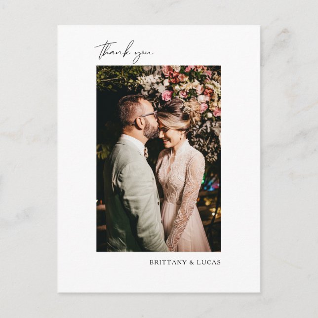 Elegant Script Black White Bröllop Tack Vykort (Framsida)