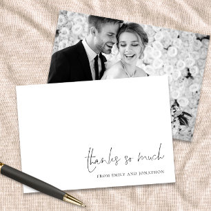 Elegant Script Black White Photo Bröllop Tack Anteckningskort