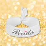 Elegant Script Bride Bröllop Bachelorette Party Hårband<br><div class="desc">Vacker,  svart elegant på vitt typografiskt skript,  rött hjärta,  snyggt,  coola,  modernt hårtillbehör - mjuk,  elastisk hårslips/typografihållare,  för bruden för möhippa,  bachelorette party,  bröllop.</div>