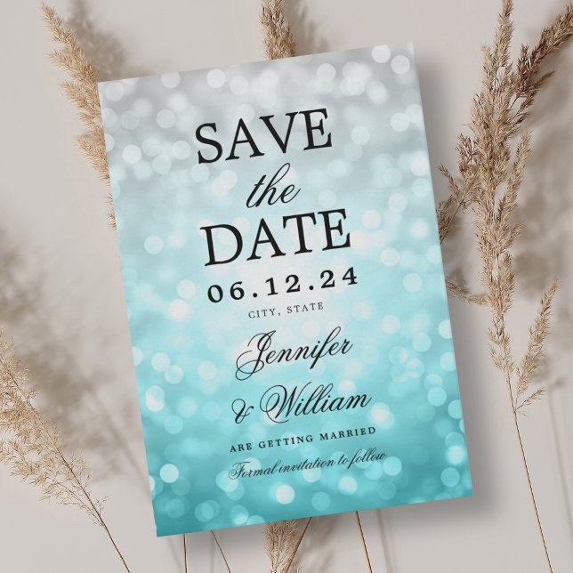 Elegant Script Bröllop Beach Bokeh Ljus Spara Datumet (Elegant Script Wedding Beach Bokeh Lights Save The Date)