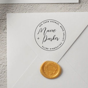 Elegant Script Bröllop Namn Round Returadress Stämpel
