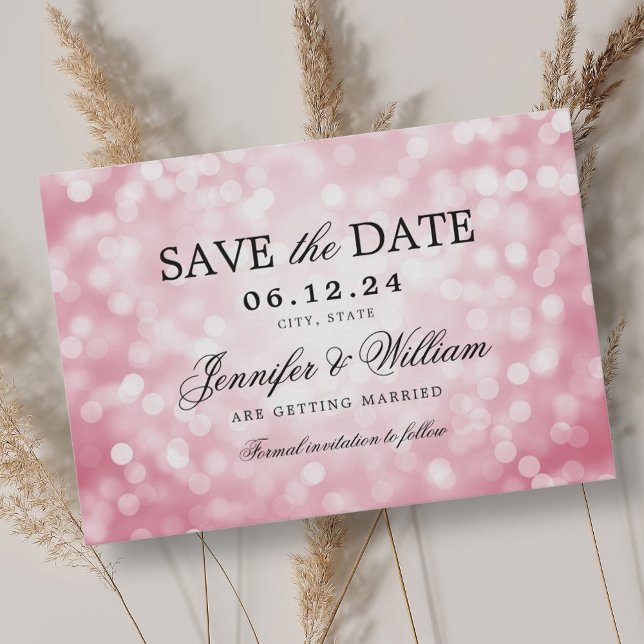 Elegant Script Bröllop  Rosa Bokeh Ljus Spara Datumet (Elegant Script Wedding Blush Pink Bokeh Lights Save The Date)