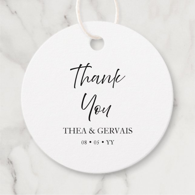 Elegant Script Calligraphy Minimal White Bröllop Gåvor Etiketter (Framsida)