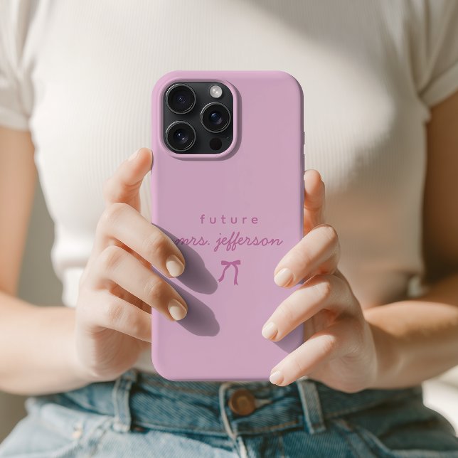 Elegant Script Fästmö Sjungande Möhippa Anpassad (Future Mrs Bride To Be Phone Case | Custom Script Name Fiancée Engagement Announcement Phone Case)