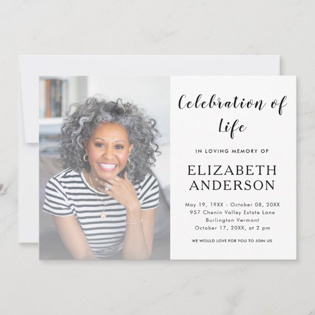 Elegant Script Funeral Photo Firande of Life Inbjudningar (Framsida)