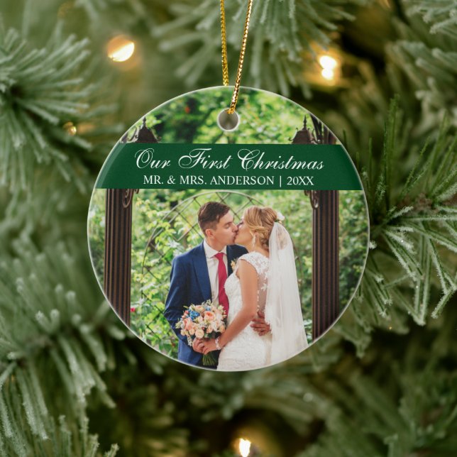 Elegant Script-Grönt vår första jul Julgransprydnad Keramik (Träd)