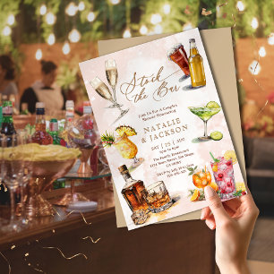 Elegant Script Lagrar i Pub Par-duschen Inbjudningar