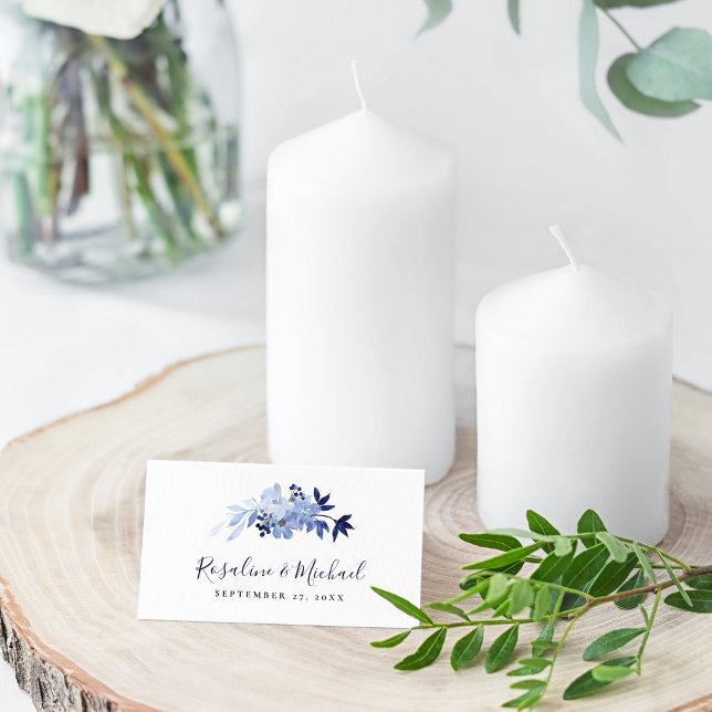 Elegant Script - marinblå, modern, minimalistisk B Placeringskort (Skapare uppladdad)