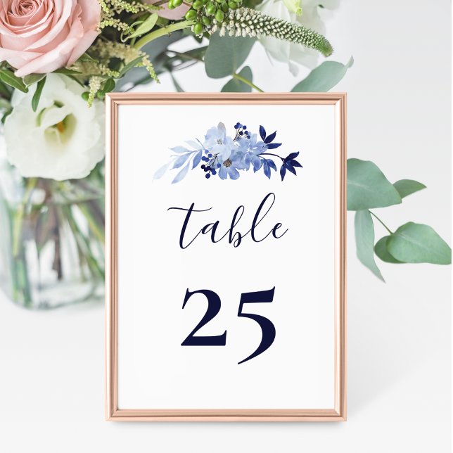 Elegant Script Modern Navy Blue Minimalist Bröllop Bordsnummer (Skapare uppladdad)