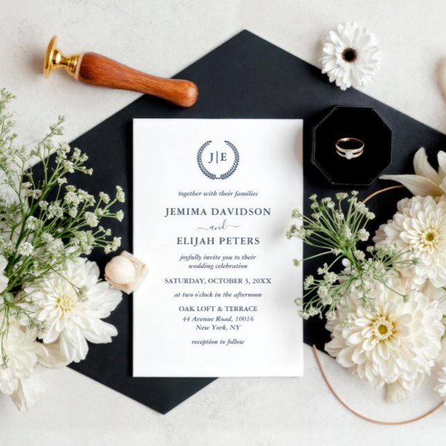 Elegant Script Monogram Vapensköld WAN Bröllop Inbjudningar (Skapare uppladdad)