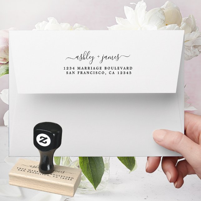 Elegant Script Namn Bröllop Returadress Stämpel (Skapare uppladdad)