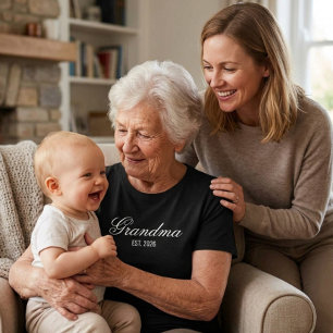 Elegant Script Ny Mormor Första Datum T Shirt