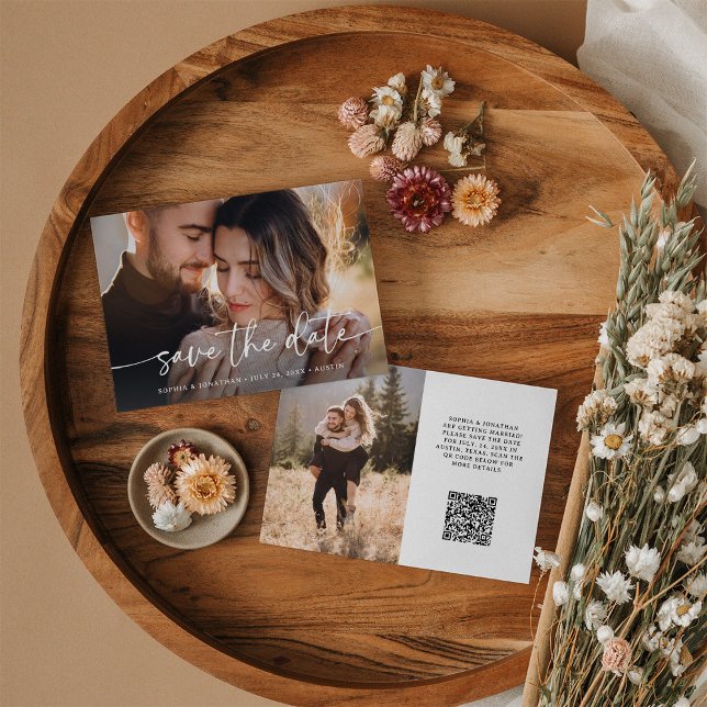 Elegant Script och Två foton | QR-kod Spara Datumet (A simple and elegant save the date card, with two photos and a scannable QR code)