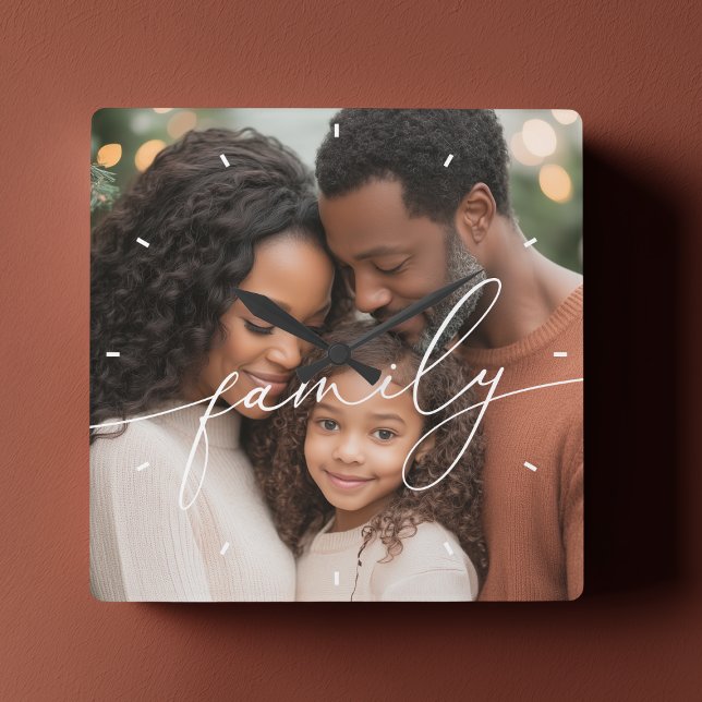 Elegant Script Overlay Family Photo Fyrkantig Klocka (Skapare uppladdad)