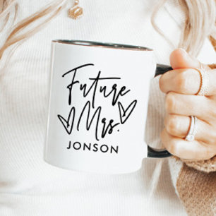 Elegant Script Personlig Future Mrs. Mugg