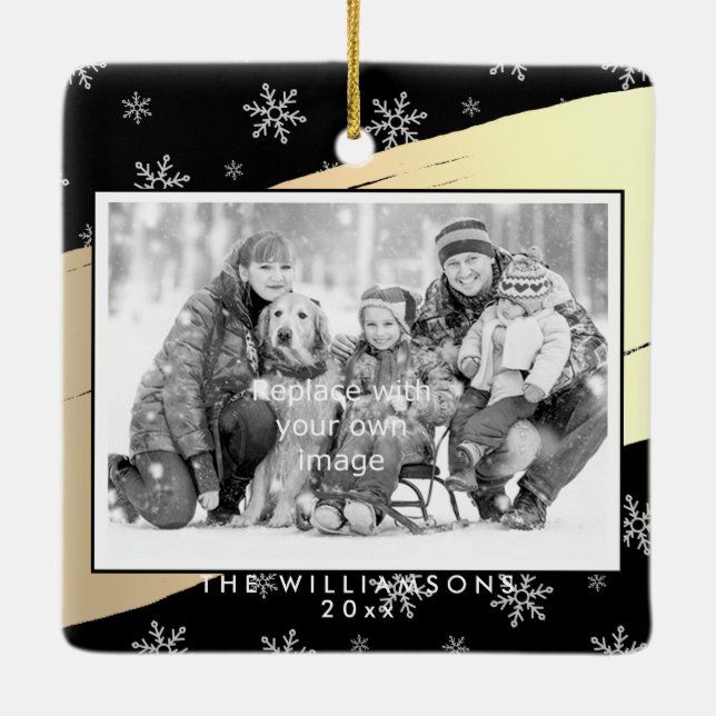 Elegant Season's Greetings Gold Splash on Black Julgransprydnad Keramik (Baksida)