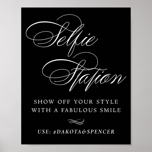Elegant Selfie Station White Script Smile Hashtag Poster (Framsidan)