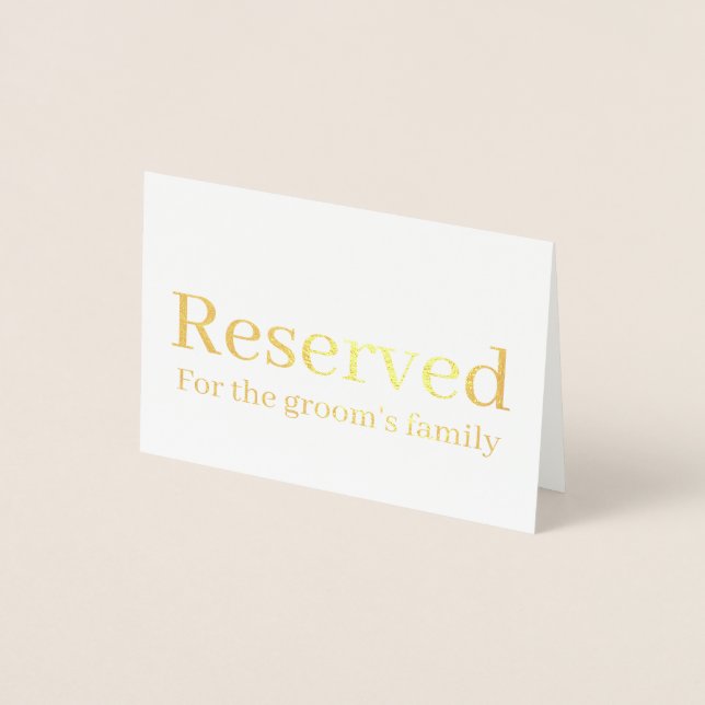 Elegant Serif Reserved Bröllop Bord ställe Folierat Kort (Framsida)