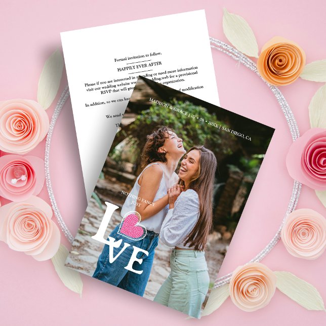 Elegant Shock rosa Heart Photo Finare Kärlek Bröll Spara Datumet (Minimalist Elegant Photo Trendy Fake Lace Hot Pink Heart Love Quote Wedding Save the Date Card.)