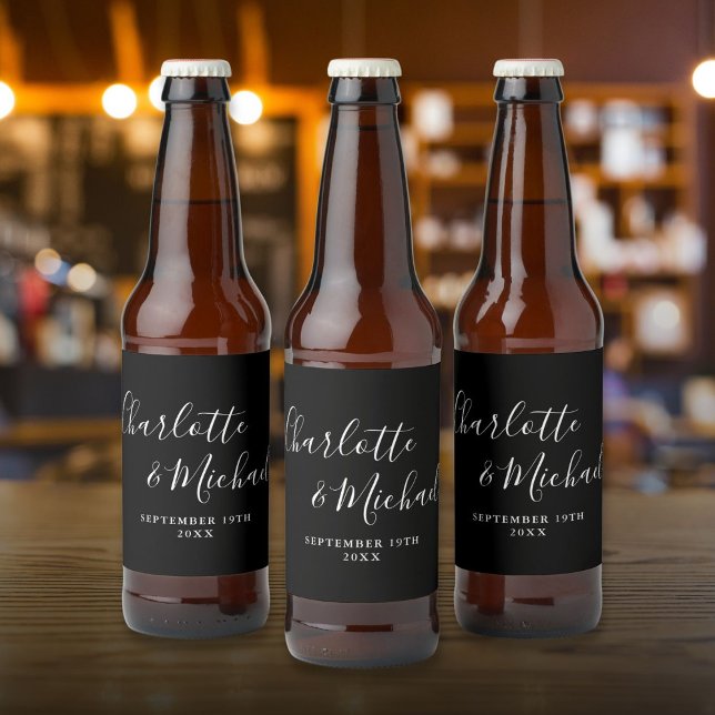 Elegant signaturskrift svart-vit bröllop ölflaska etikett (Skapare uppladdad)