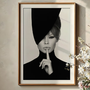 Elegant Silence: Dramatisk Bardot Mode Porträtt Poster
