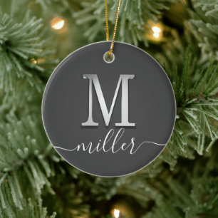 Elegant Silver Anpassningsbar Monogram M Namn Julgransprydnad Keramik