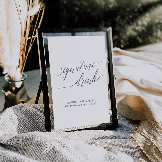 Elegant Silver Calligraphy Namnteckning Drink-teck Poster (Skapare uppladdad)