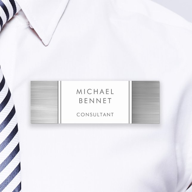 Elegant Silver Grått Brushed Metallic Business Namnbricka (Elegant Silver Gray Brushed Metallic Business Name Tag)
