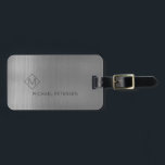 Elegant silver i namn moderna bagagebricka<br><div class="desc">Modern lyxväv tittar bagagemärke på en faux metallisk borstad silver-grått-bakgrund med geometrisk diamantformad monogram. Anpassa den med ditt namn,  monogram och detaljer på båda sidor!</div>
